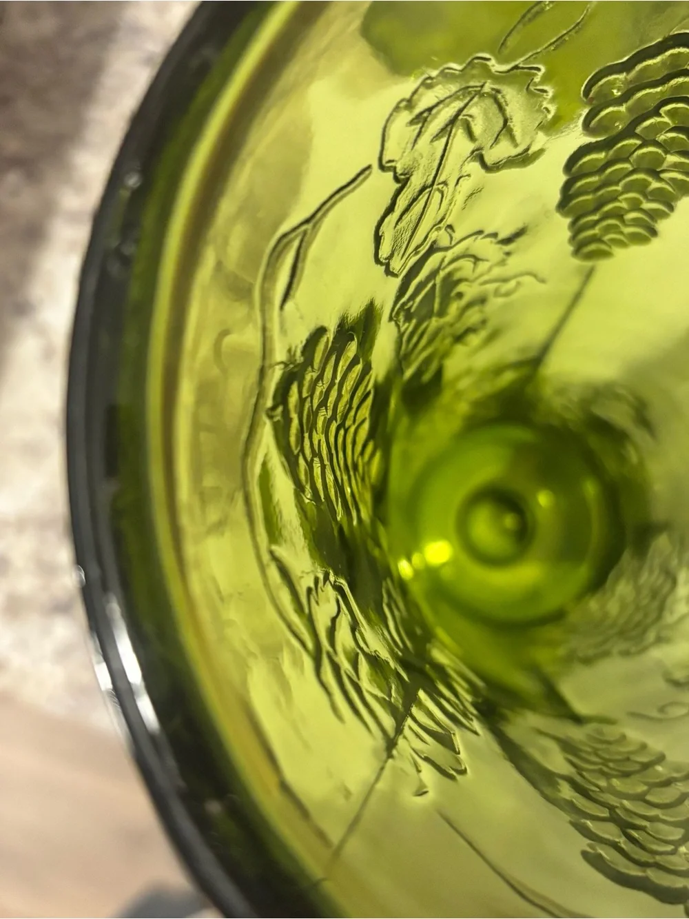 VTG Indiana Glass Avocado Green Harvest Grape Footed Pedestal Vase